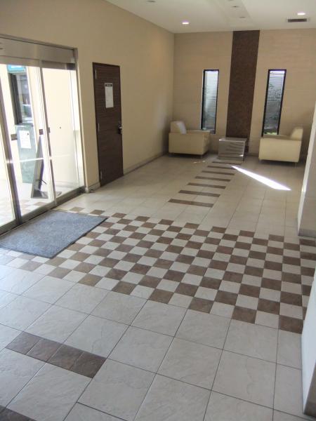 Entrance. ◎ luxurious entrance