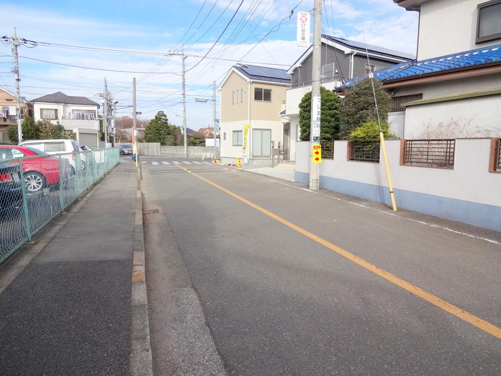 Local photos, including front road. Local (12 May 2013) Shooting