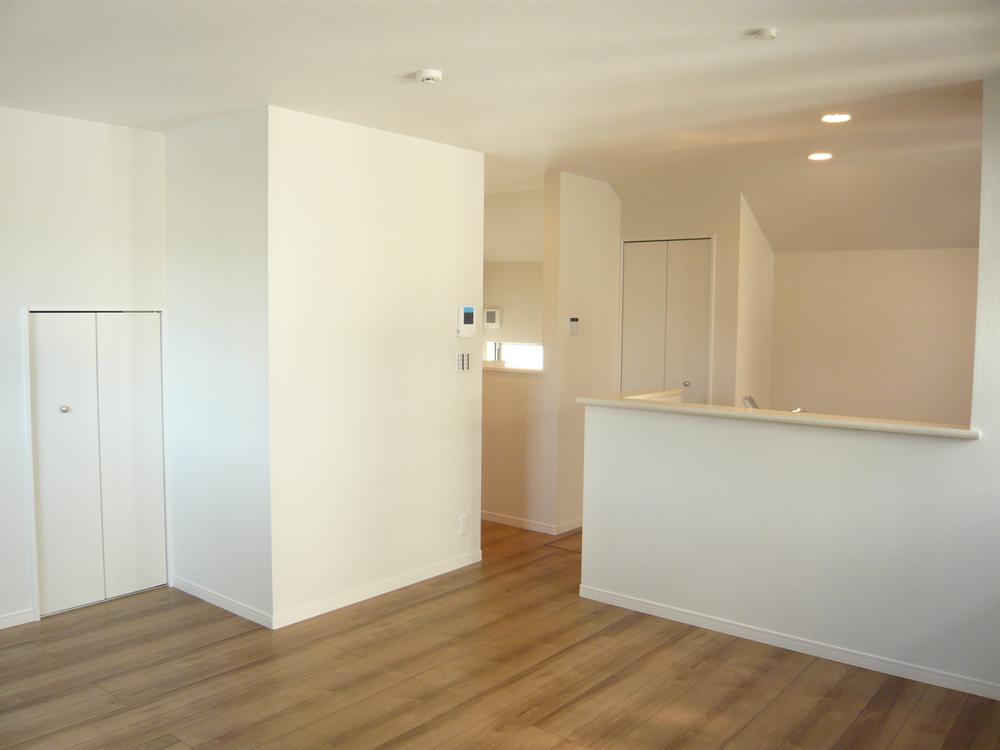 Living. Local (September 2013) Shooting