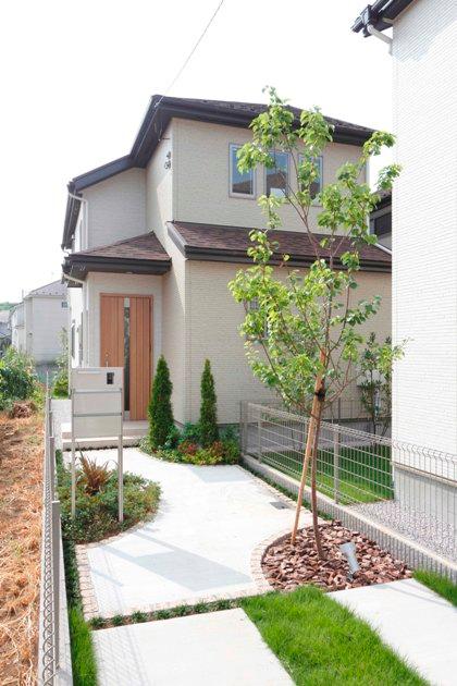 Local appearance photo. 11 Building appearance (H25.8_Tsukisatsuei)