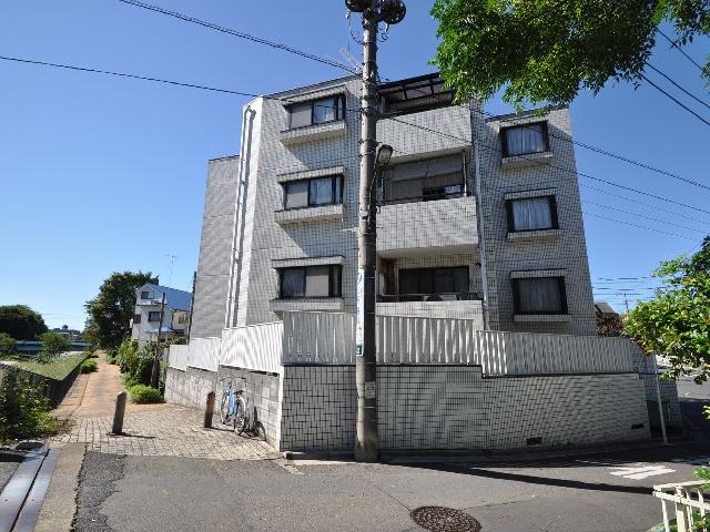 Local appearance photo. Second corporatism Faure appearance