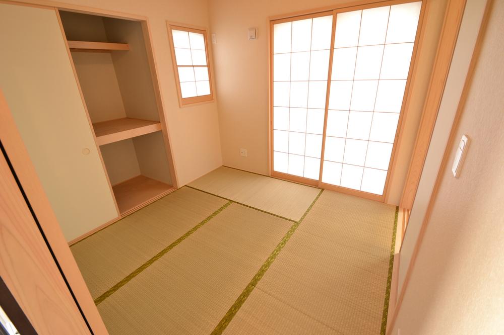 Non-living room. Indoor (12 May 2013) Shooting Building 3