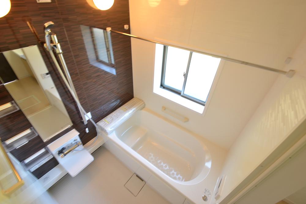 Bathroom. Indoor (12 May 2013) Shooting Building 3