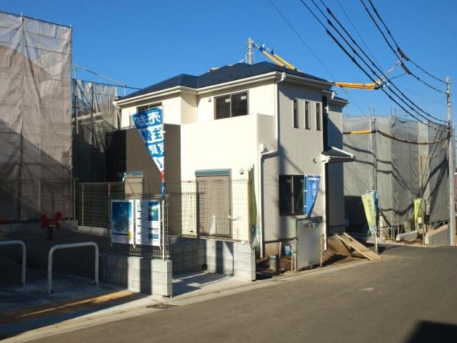 Local appearance photo. 6 Building (December 2013 shooting)