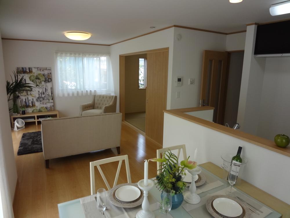 Living. Indoor (July 2013) Shooting