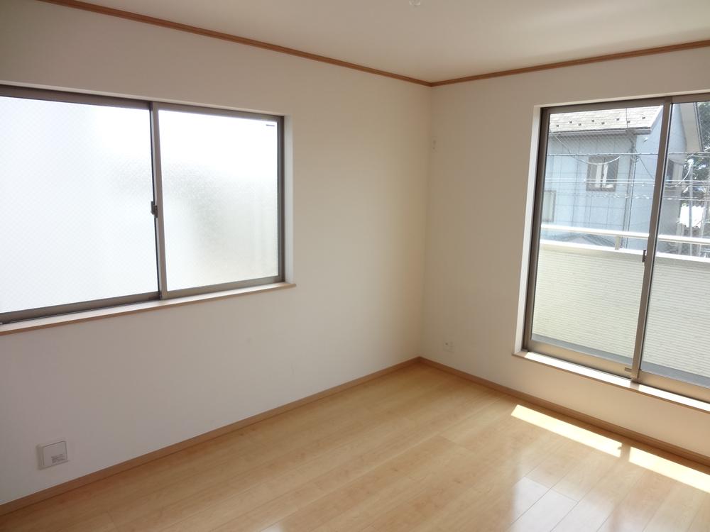 Other introspection. Indoor (July 2013) Shooting