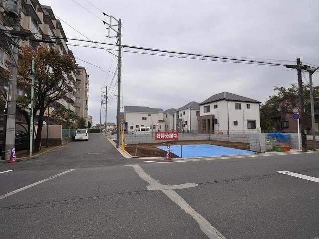Local appearance photo. Kiyose Nakazato 5-chome, contact road situation