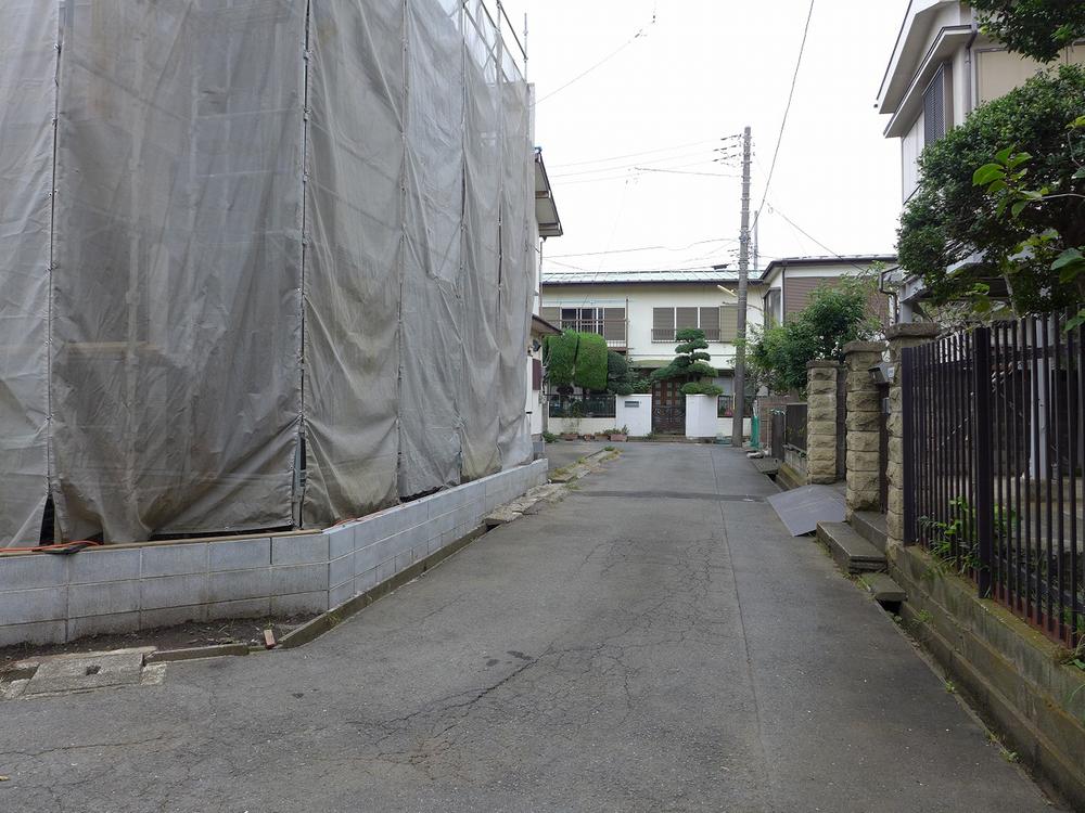 Local photos, including front road. Local under construction (October 24, 2013) Shooting