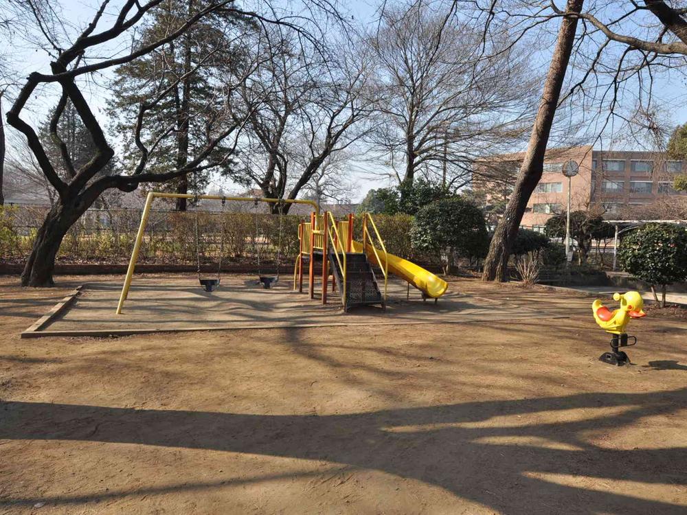 park. Kiyose to Central Park 1200m