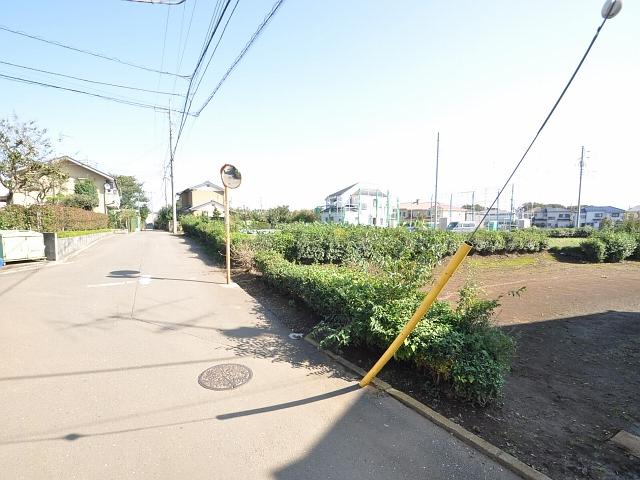 Local photos, including front road. Contact road situation (October 28, 2013) Shooting