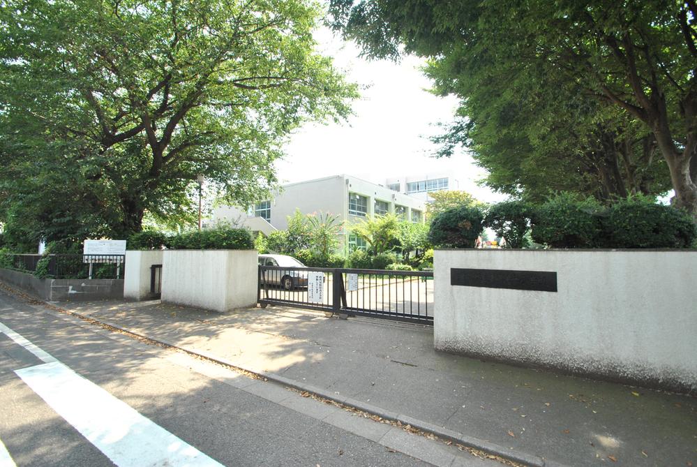 Primary school. Chapter 10 750m up to elementary school