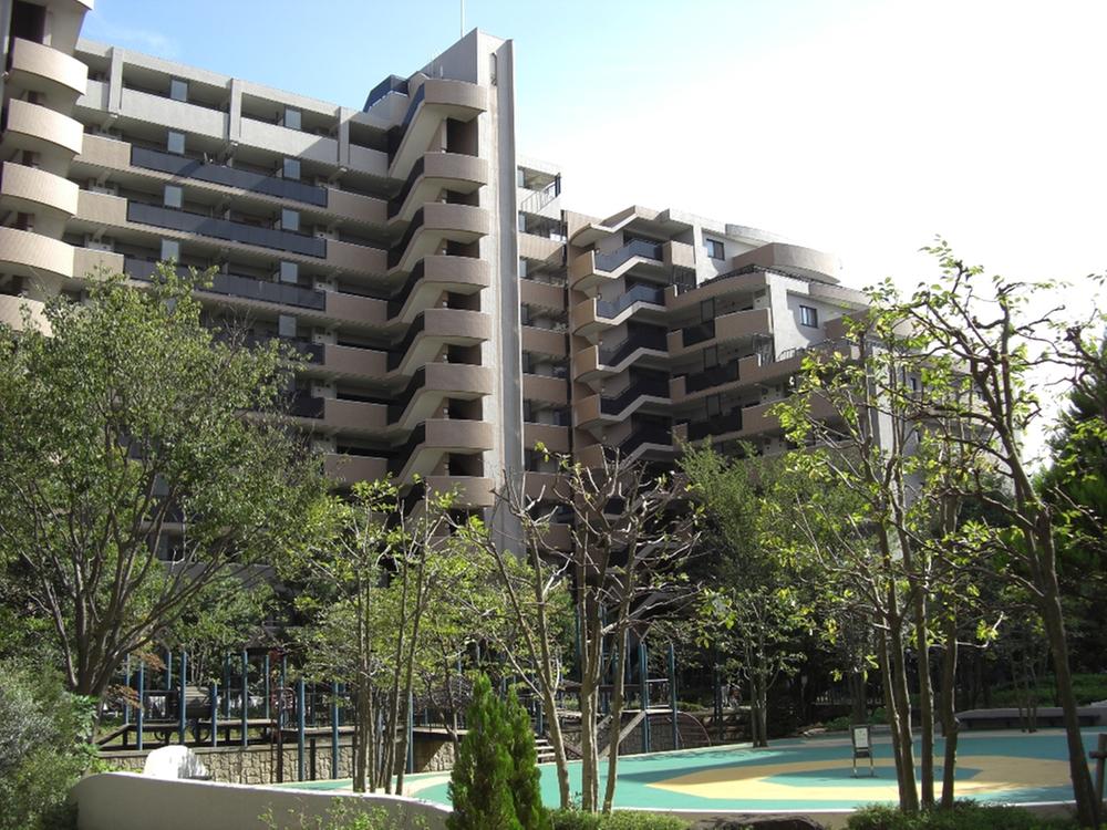 Local appearance photo. Local (10 May 2013) Shooting