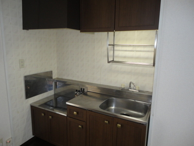 Kitchen. Gas stove installed Friendly Kitchen.