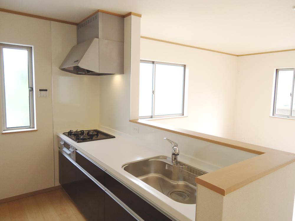 Kitchen. Room (August 2013) Shooting