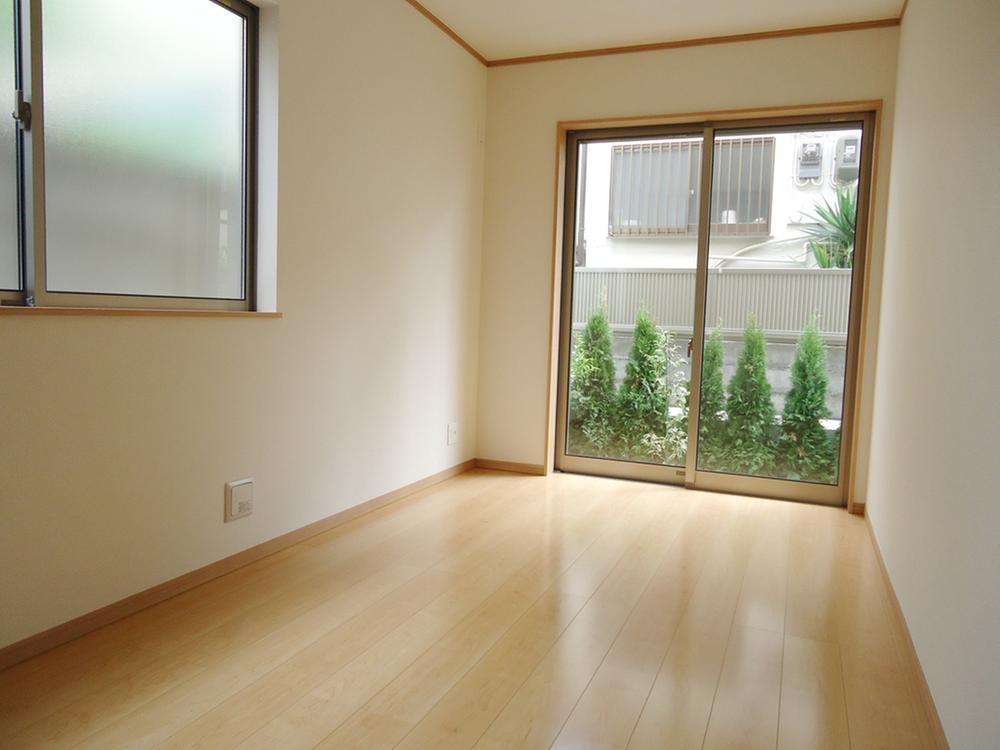 Non-living room. Room (August 2013) Shooting