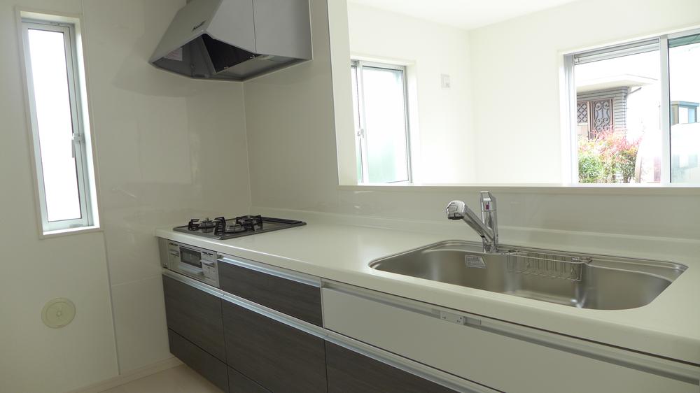 Same specifications photo (kitchen). Same specifications