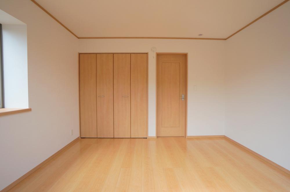 Non-living room. Indoor (September 2013) Shooting