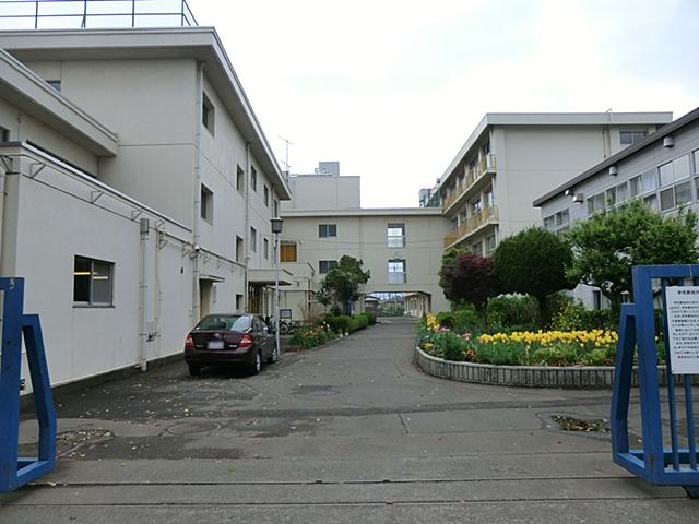 Junior high school. Kodaira stand Xiaoping 589m until the first junior high school