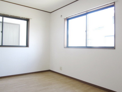 Other room space. ☆ Sunny ☆