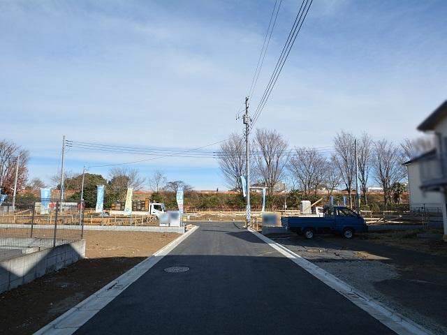 Local appearance photo. Field landscape (December 2013 shooting)