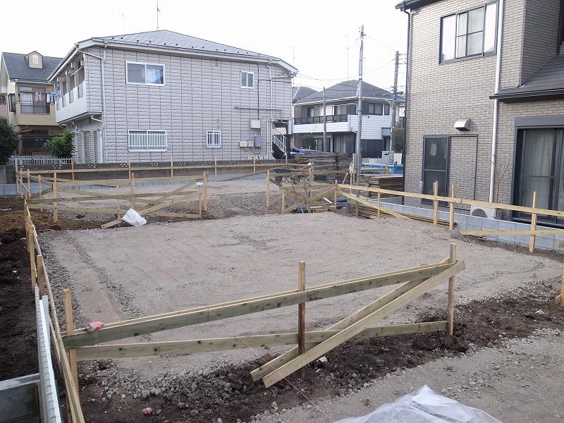 Local appearance photo. Building 2