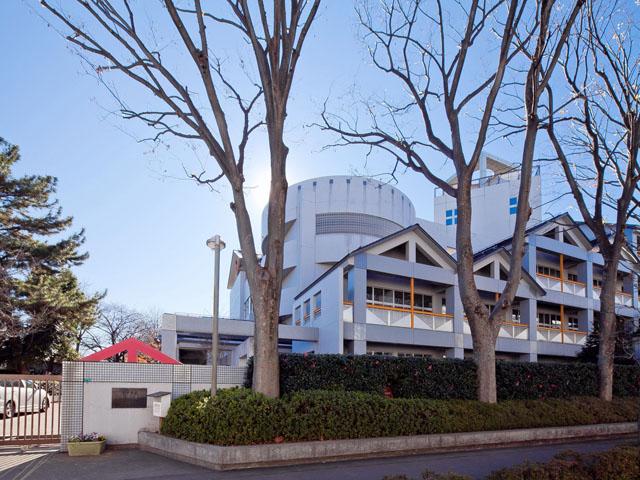 Primary school. Kodaira stand Xiaoping 300m until the sixth elementary school