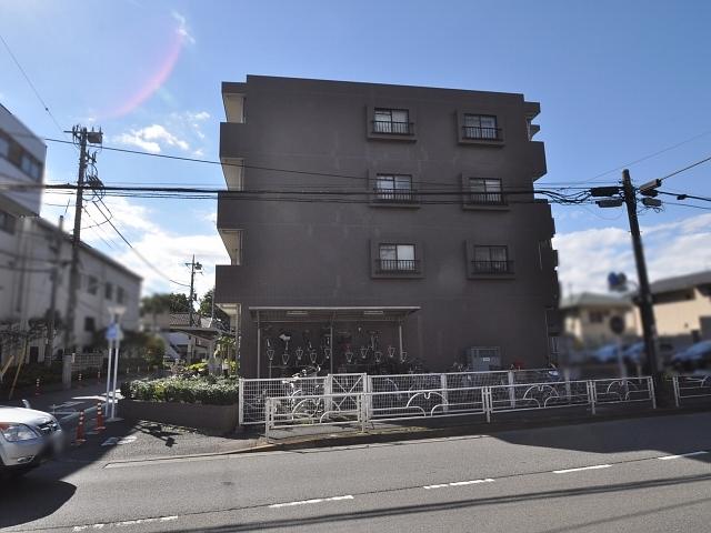 Local appearance photo. Famille Xiaoping Ichibankan appearance