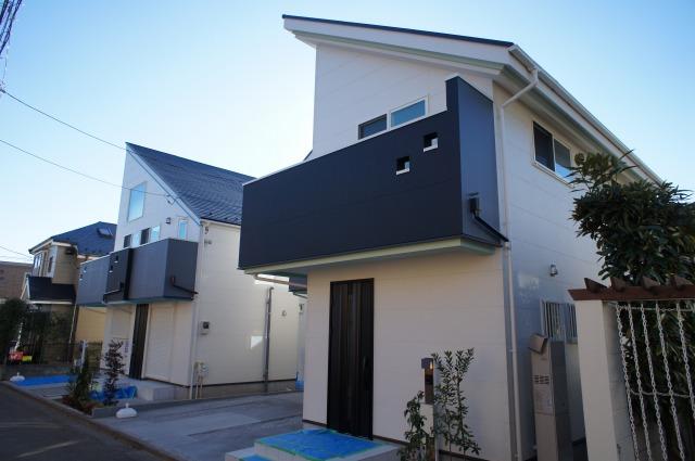 Local appearance photo. The appearance of the sharp design