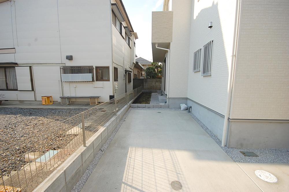 Parking lot. Building 2