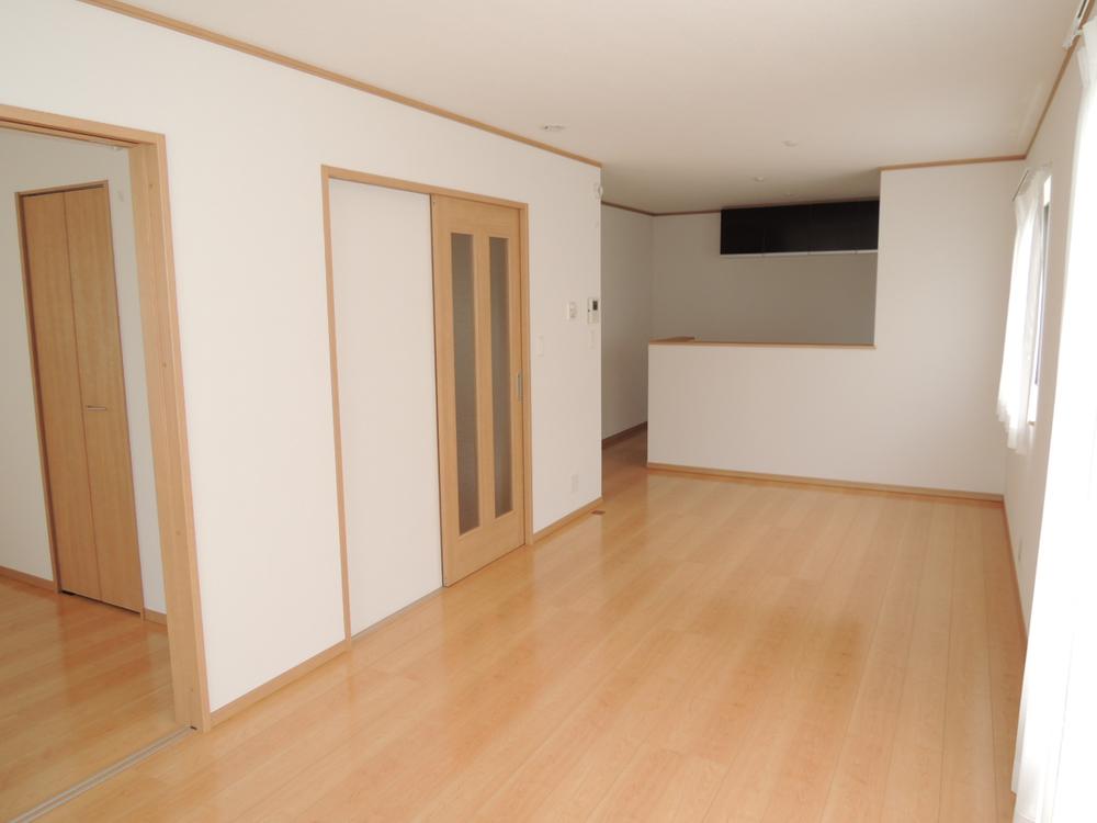 Same specifications photos (living). Living (seller construction cases)