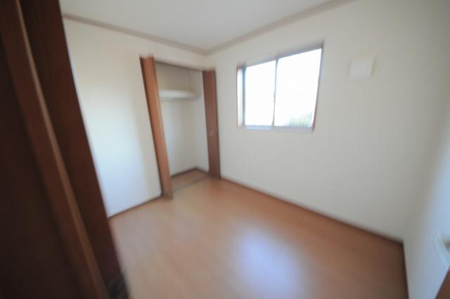 Non-living room. Indoor (11 May 2013) Shooting