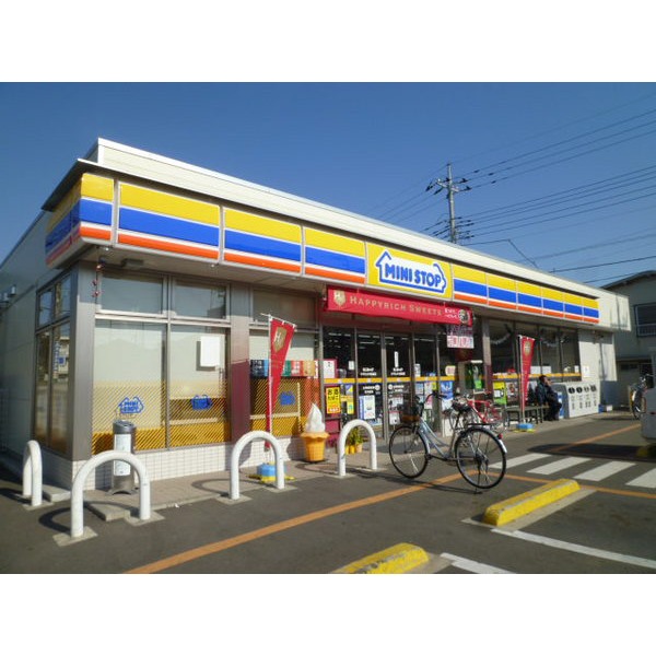 Convenience store. Seven-Eleven Xiaoping Soka High School before store up (convenience store) 185m