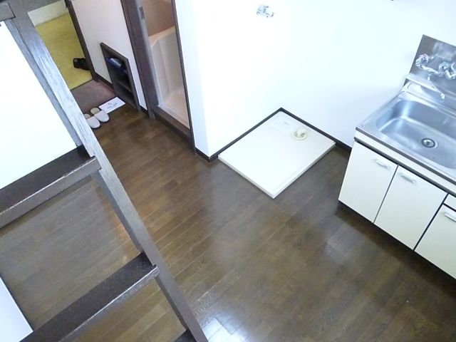 Living and room. Living environment is good Western-style.