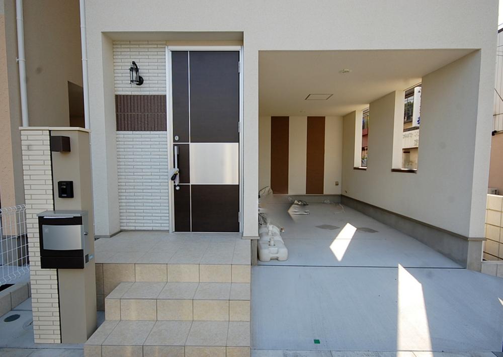 Parking lot. Local appearance photo