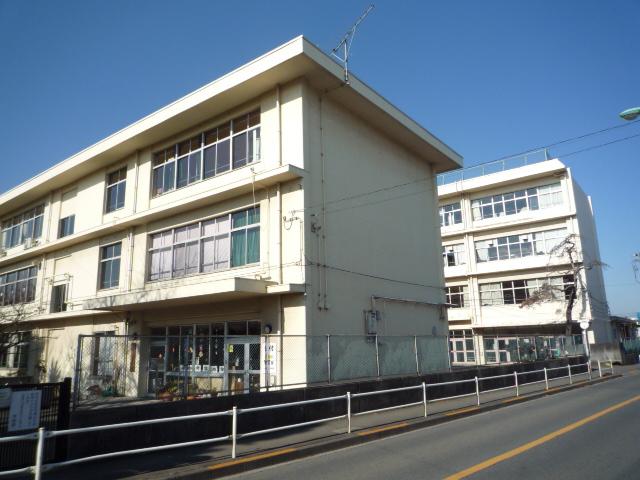 Primary school. Deng 750m until the second elementary school ※ Elementary school is the control area that can be selected from two schools.