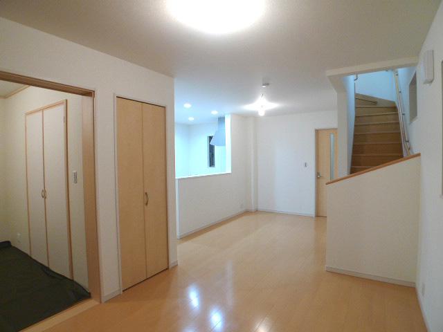 Living. Living Room (Building 2)