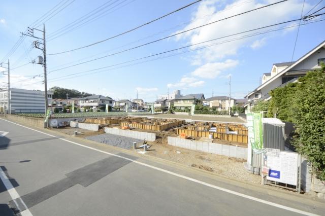 Local appearance photo. Past image