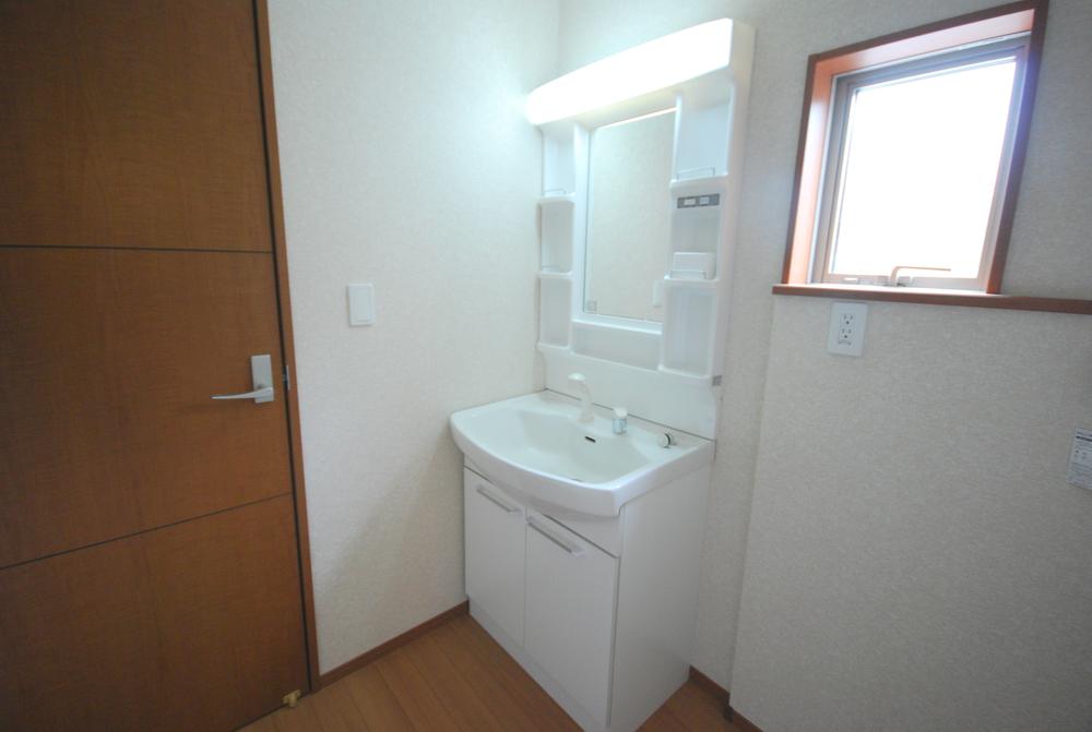 Same specifications photos (Other introspection). Example of construction