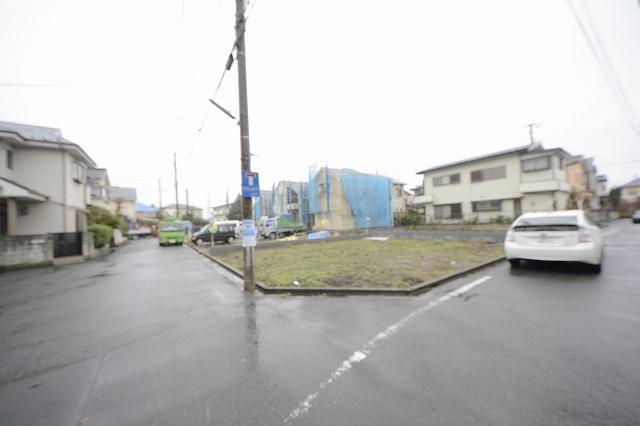 Local photos, including front road. local From the northeast side