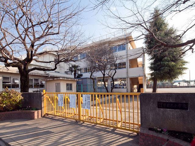 Primary school. Kodaira Municipal Gakuenhigashi to elementary school 310m