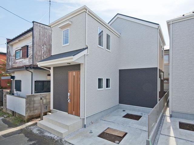 Local appearance photo. Simple appearance