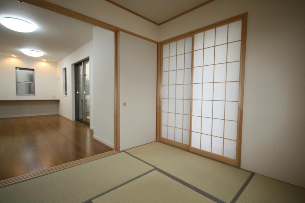 Non-living room. Indoor (10 May 2013) Shooting