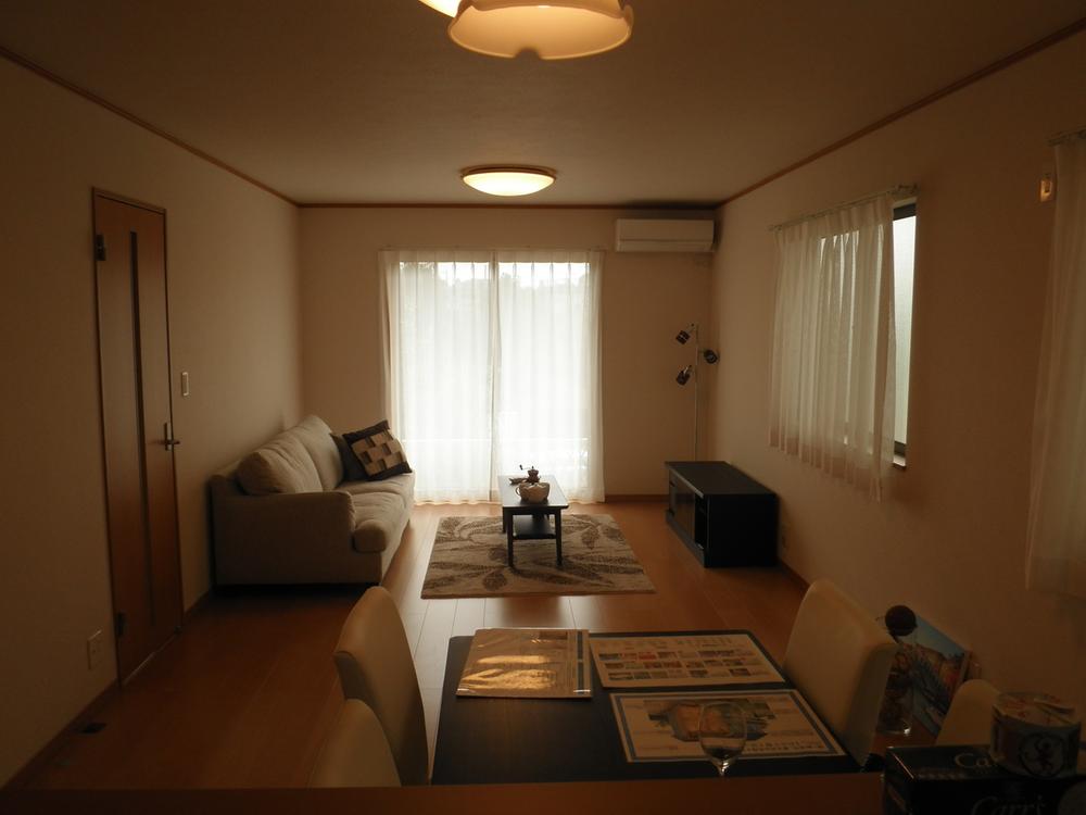 Same specifications photos (living). Same specifications (Higashimurayama Suwa-cho, 15 term) model building J Building