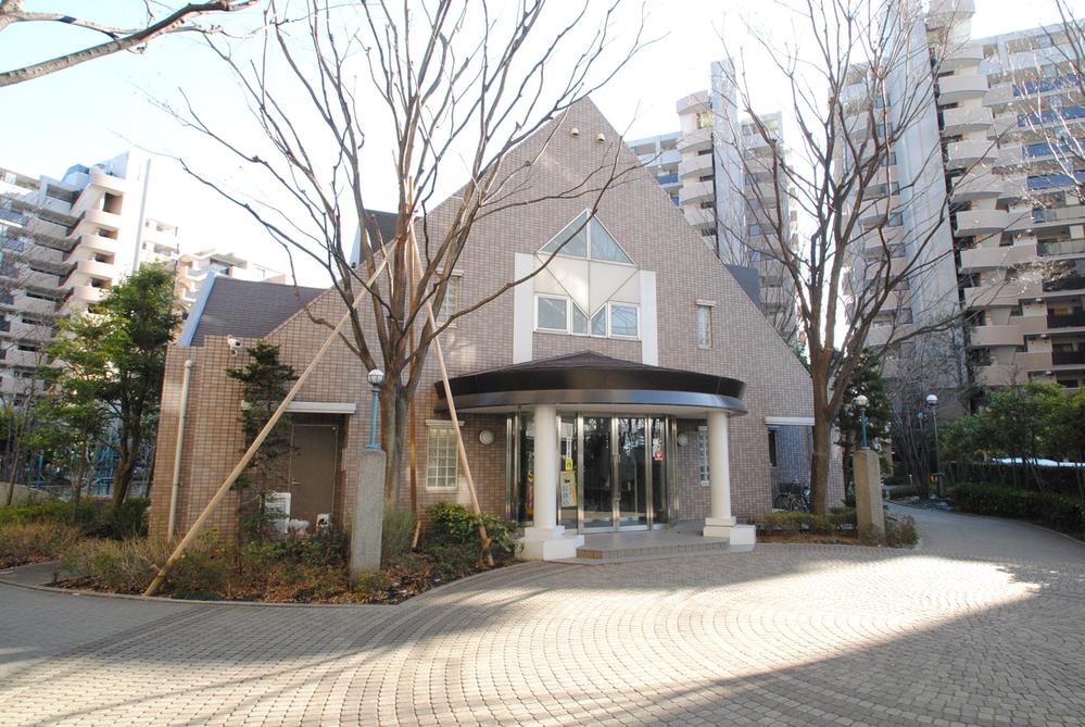 Other common areas. Local (July 2013) Shooting On-site meeting place