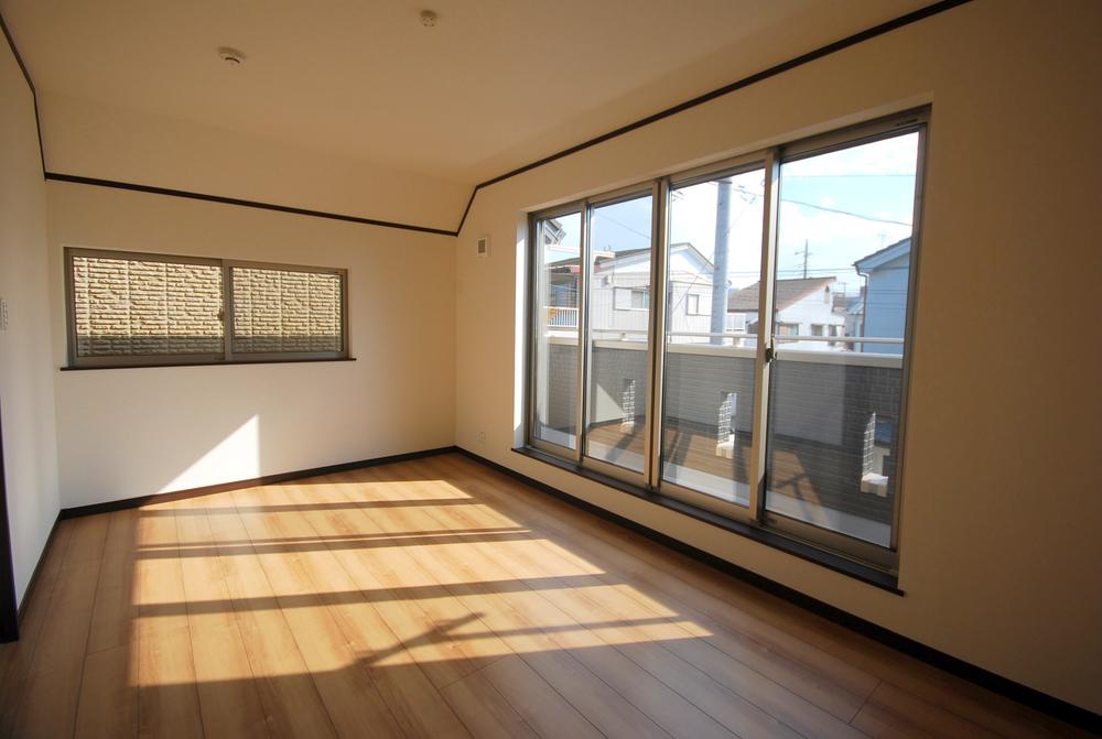 Same specifications photos (Other introspection). Example of construction