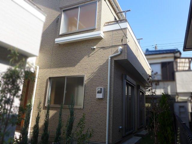 Local appearance photo