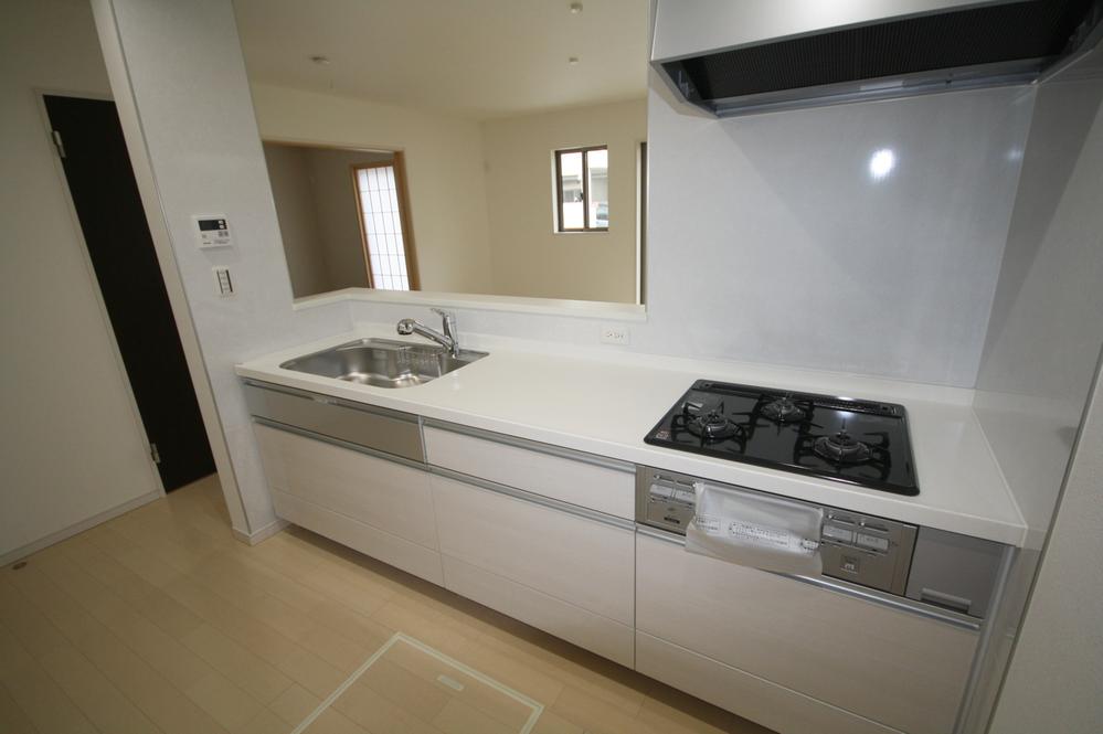 Same specifications photo (kitchen). Example of construction