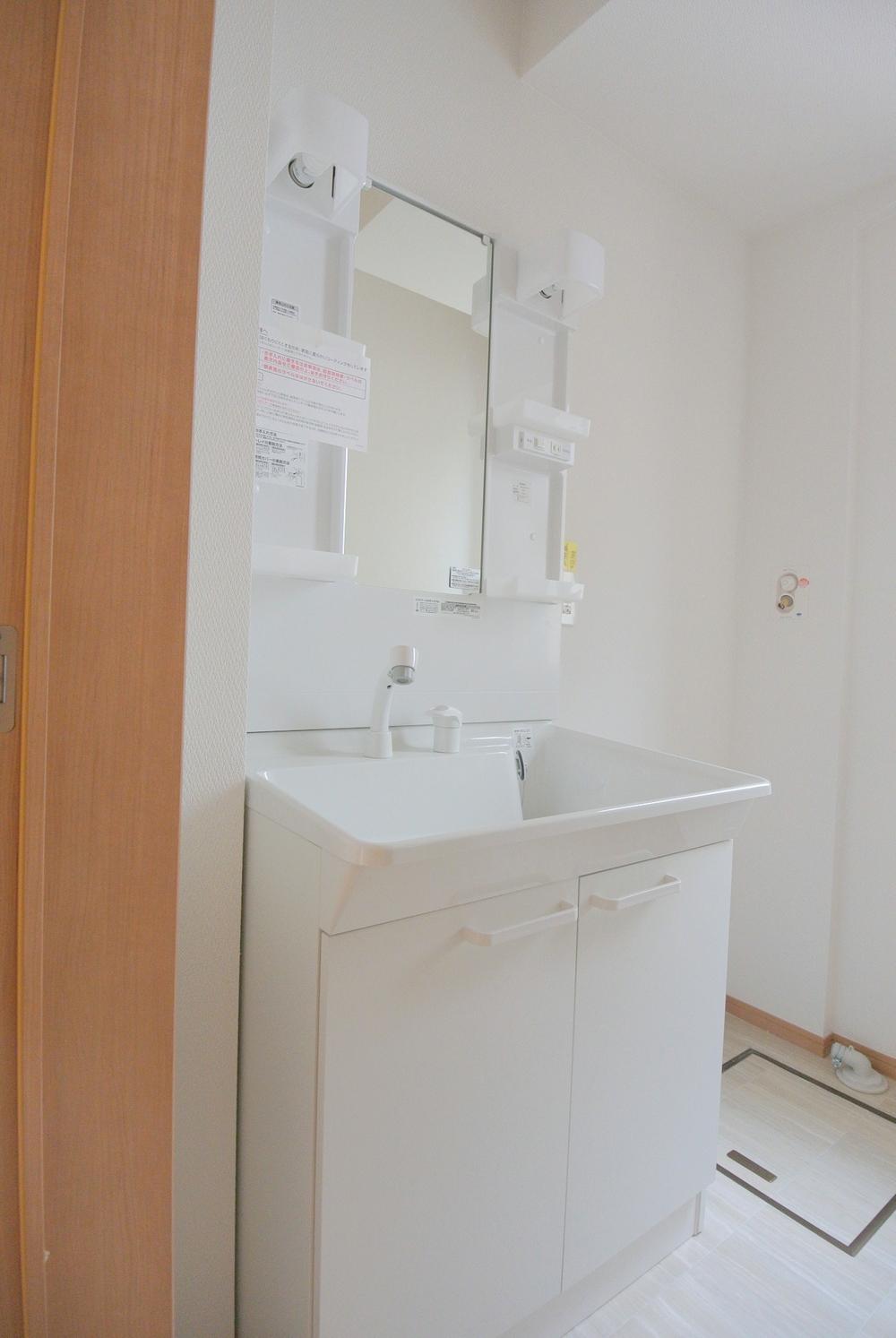 Same specifications photos (Other introspection). Seller enforcement example