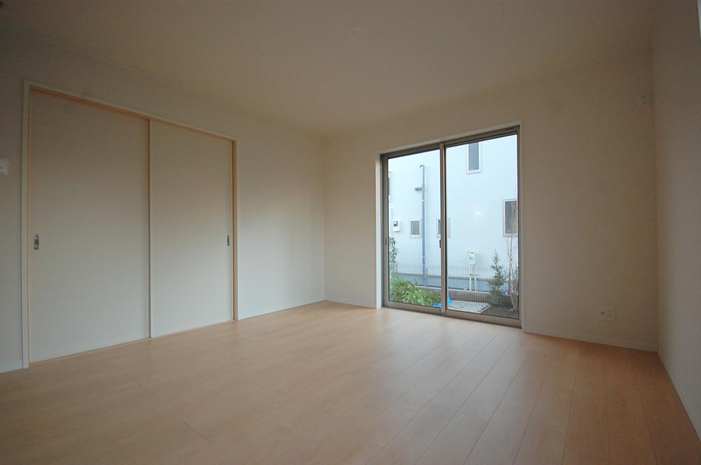 Living. Building B Indoor (12 May 2013) Shooting