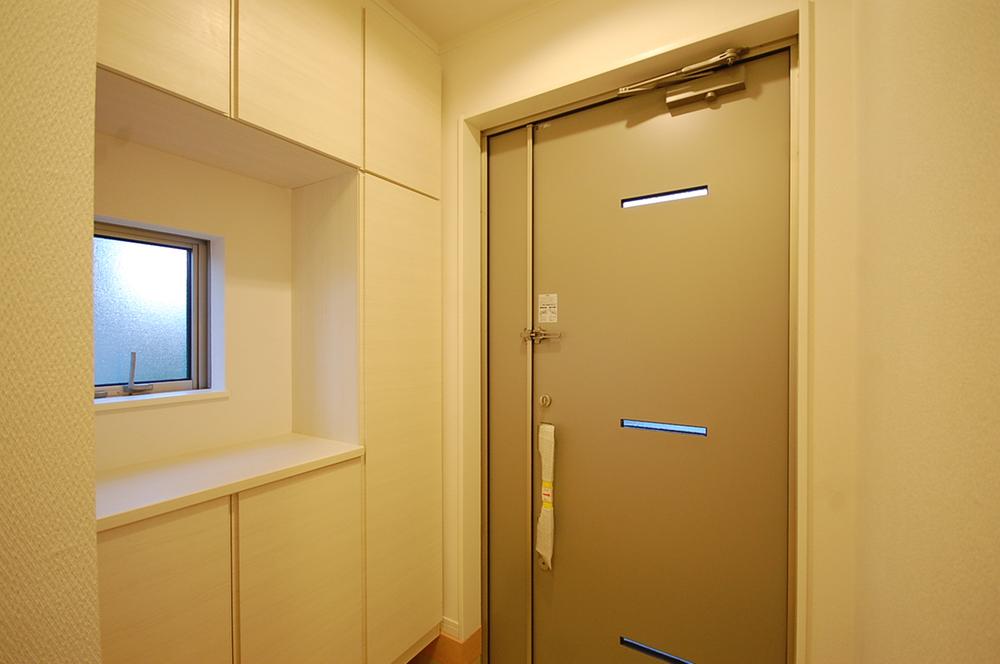 Entrance. Building C Indoor (12 May 2013) Shooting